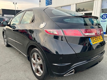 Used Honda Civic 2010 for sale - 79519356: Photo