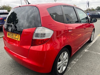 Used Honda Jazz 2009 for sale - 76117668: Photo 3