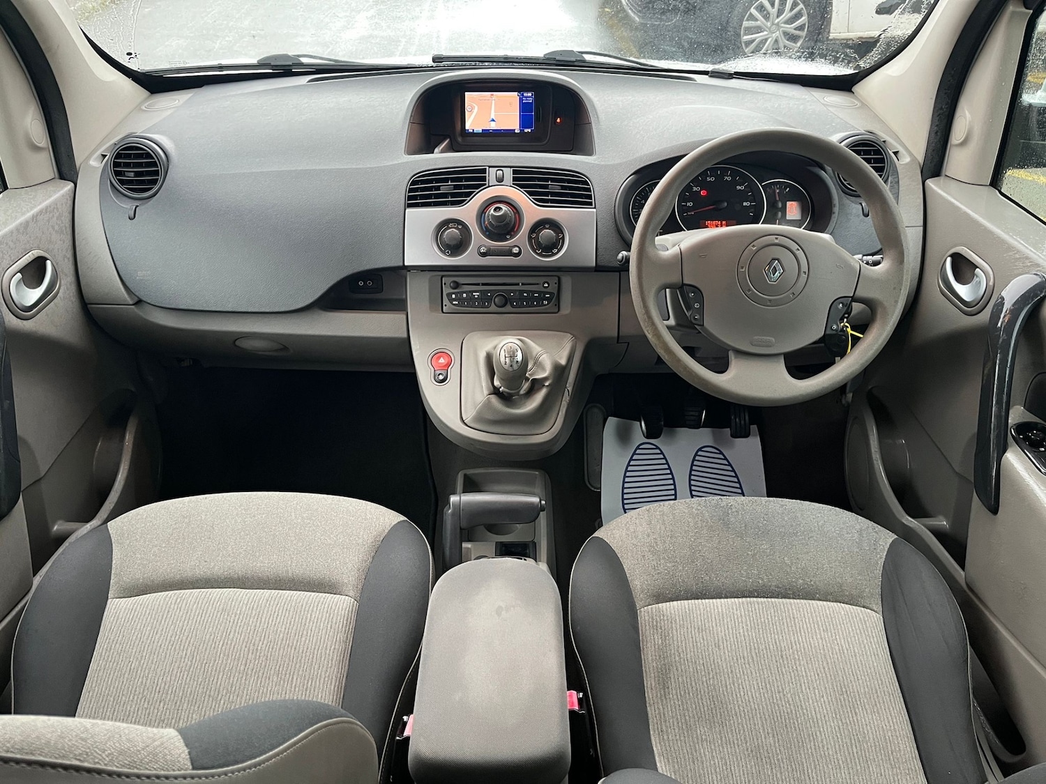 Used Renault Kangoo 2010 for sale - 76548085: Photo 15