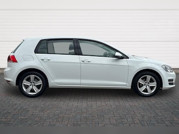 Used Volkswagen Golf 2014 for sale - 78919587: Photo
