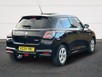 Used Suzuki Swift 2024 for sale - 79857101: Photo
