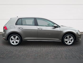 Used Volkswagen Golf 2016 for sale - 79828789: Photo