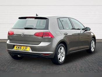 Used Volkswagen Golf 2016 for sale - 78886877: Photo