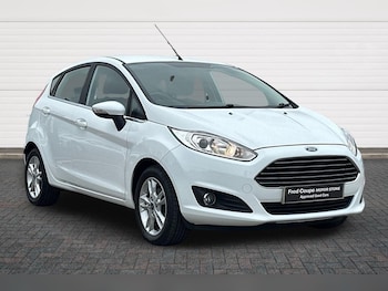 Used Ford Fiesta 2015 for sale - 79142190: Photo