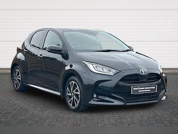 Used Toyota Yaris 2023 for sale - 79142211: Photo
