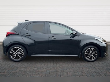 Used Toyota Yaris 2023 for sale - 79142211: Photo