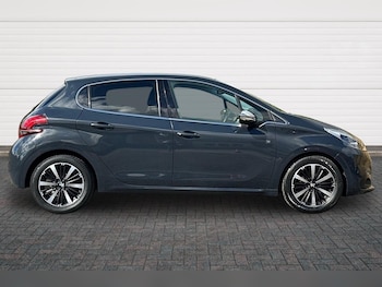 Used Peugeot 208 2019 for sale - 78887123: Photo