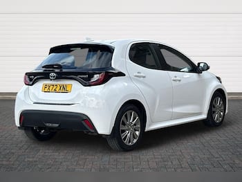 Used Toyota Yaris 2022 for sale - 79778275: Photo