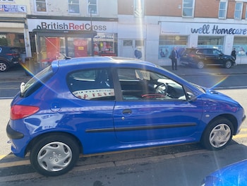 Used Peugeot 206 2003 for sale - 77932572: Photo