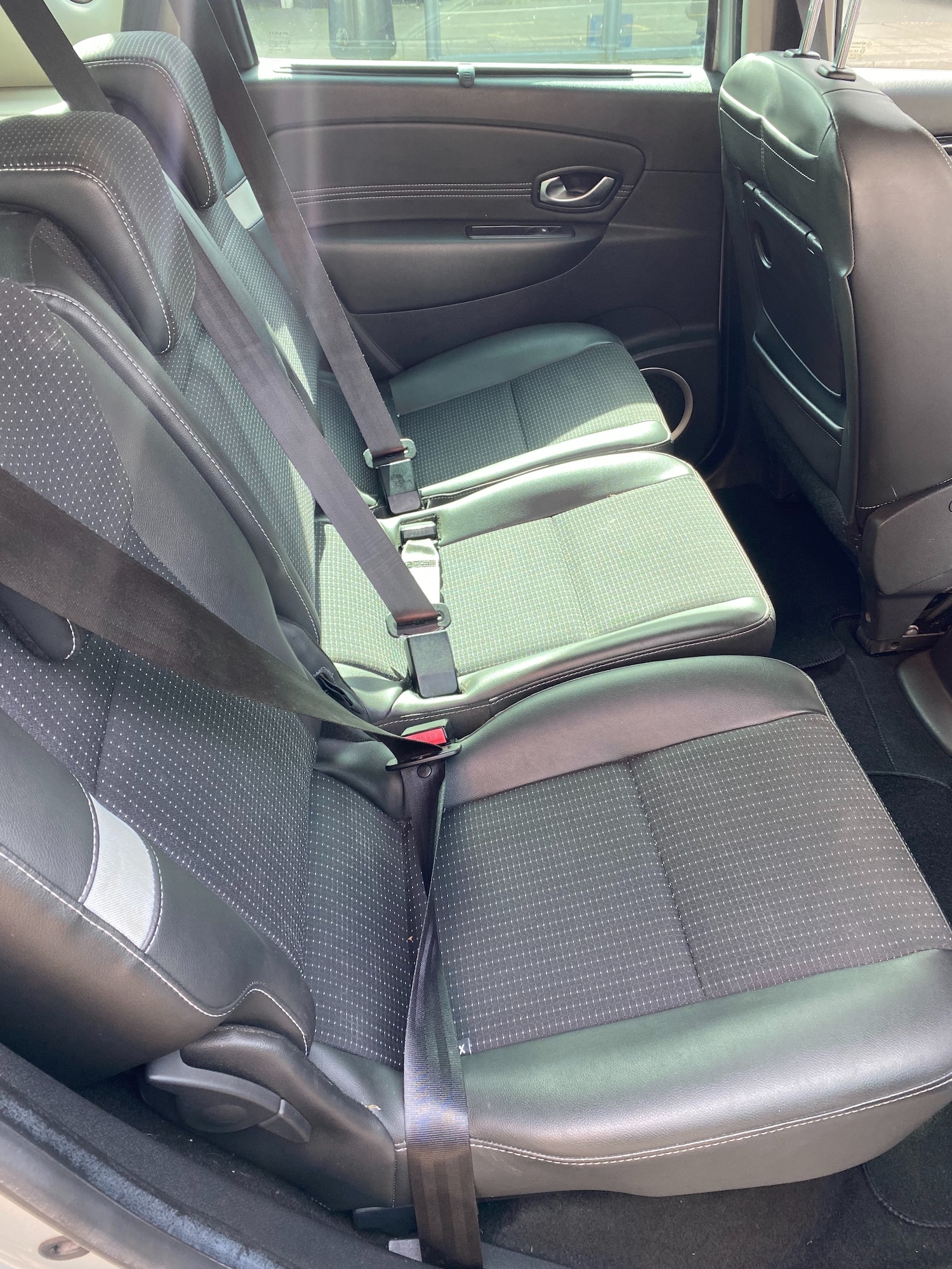 Used Renault Scenic 2011 for sale - 78197743: Photo 9