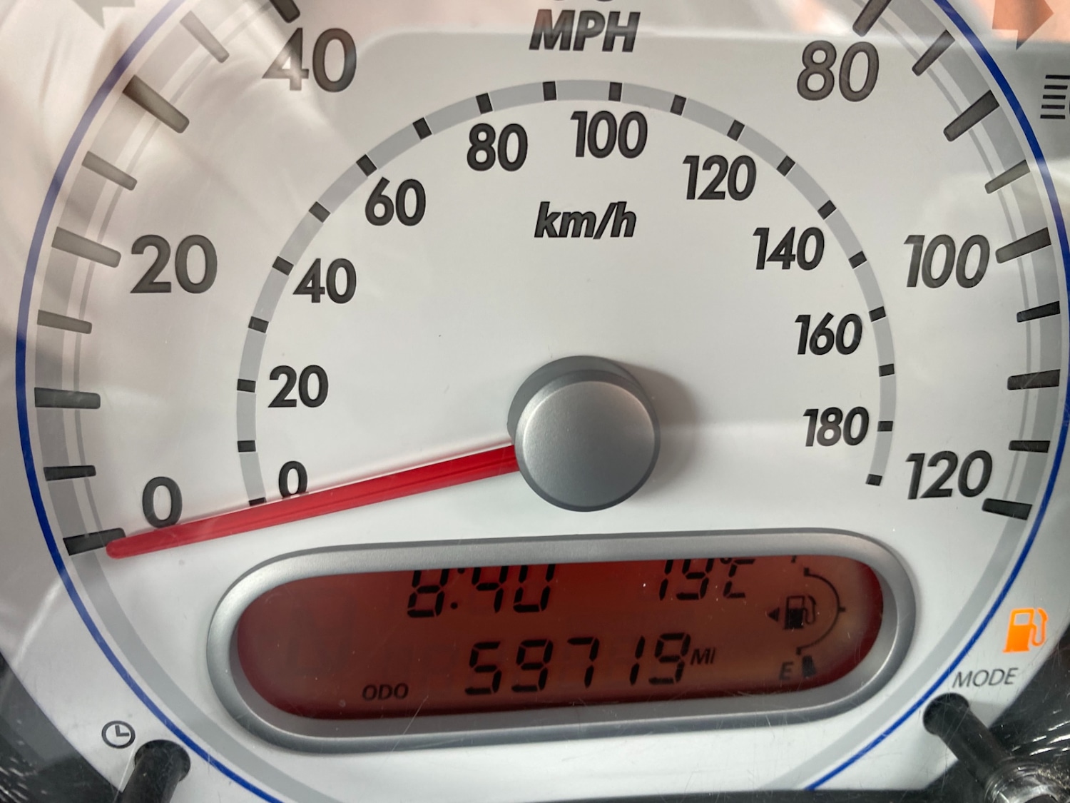 Used Suzuki Splash 2010 for sale - 75700961: Photo 6