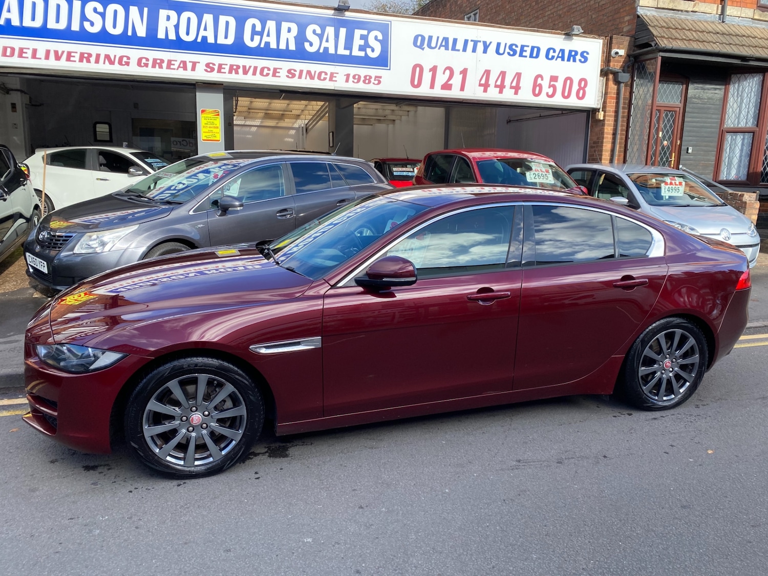 Used Jaguar XE 2015 for sale - 76382604: Photo 1