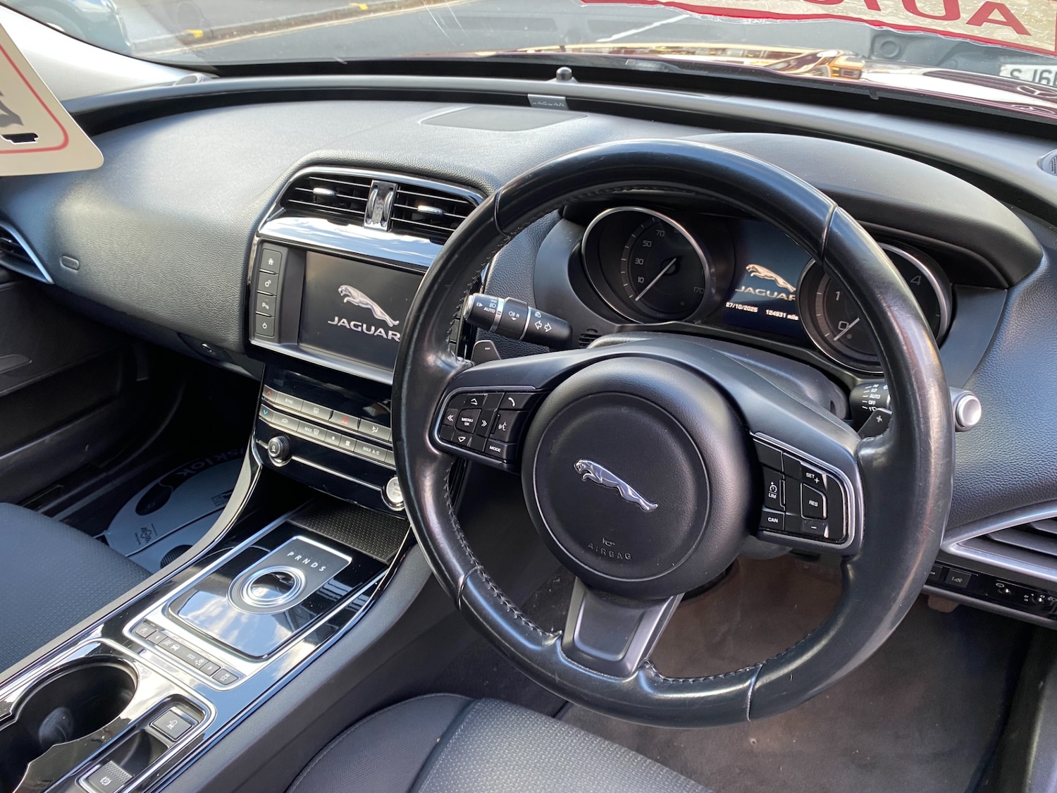 Used Jaguar XE 2015 for sale - 76382604: Photo 6