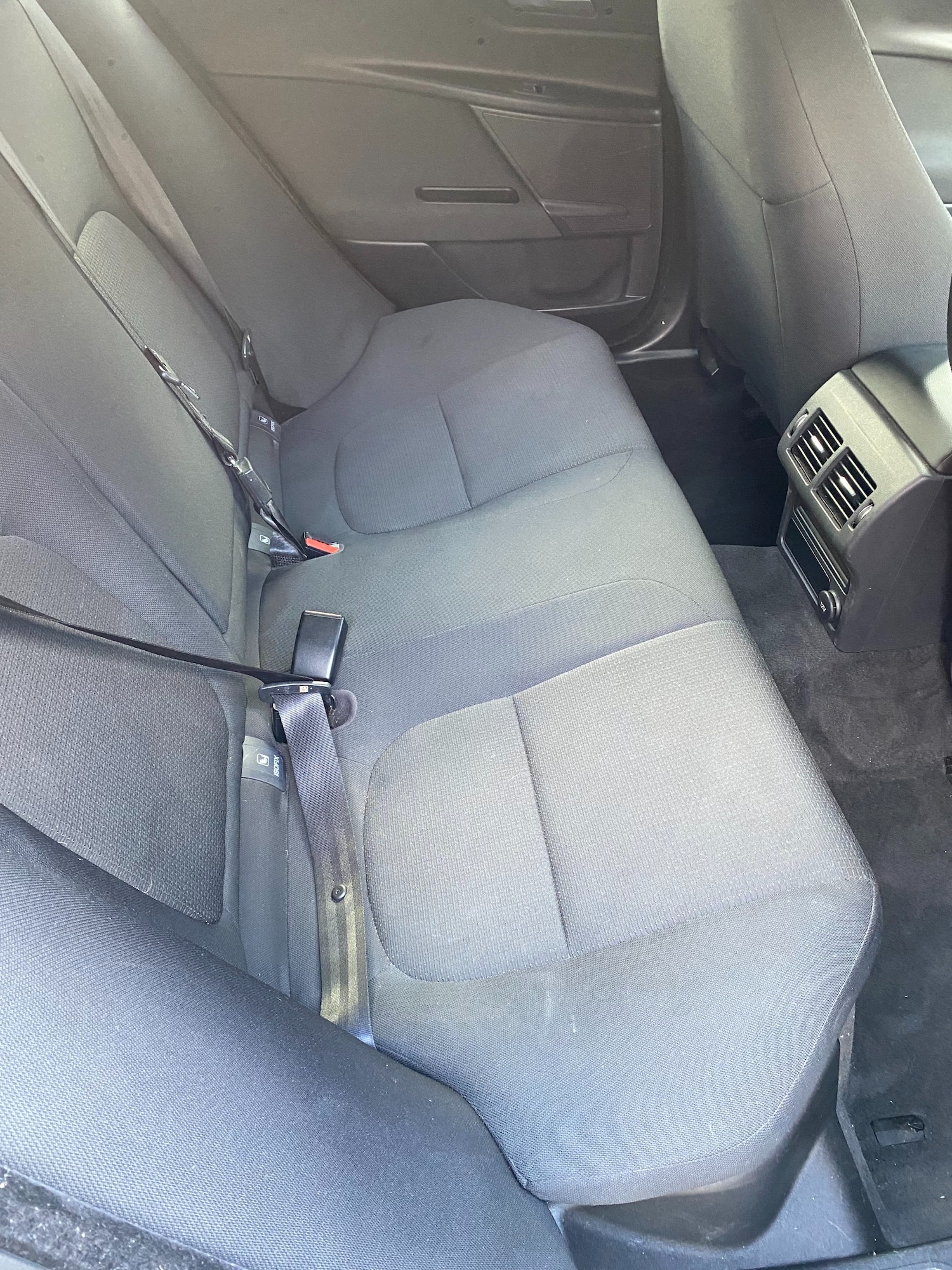 Used Jaguar XE 2015 for sale - 76382604: Photo 8