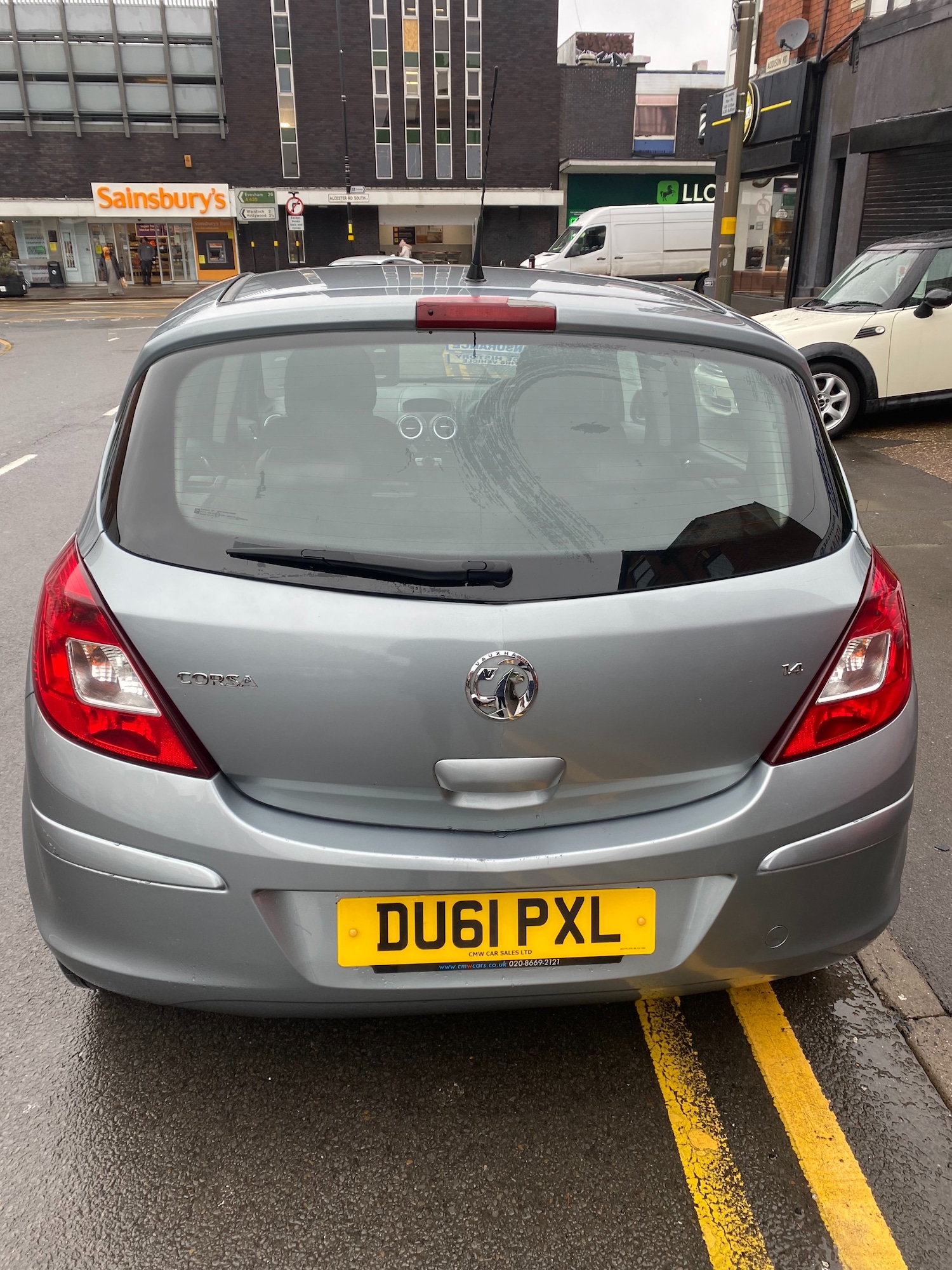 Used Vauxhall Corsa 2011 for sale - 77336761: Photo 3