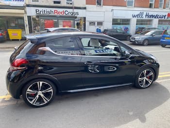 Used Peugeot 208 2017 for sale - 79692515: Photo