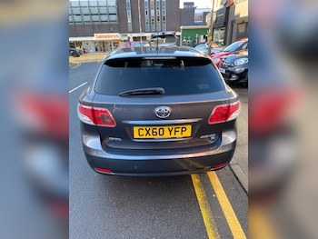 Used Toyota Avensis 2010 for sale - 76777377: Photo