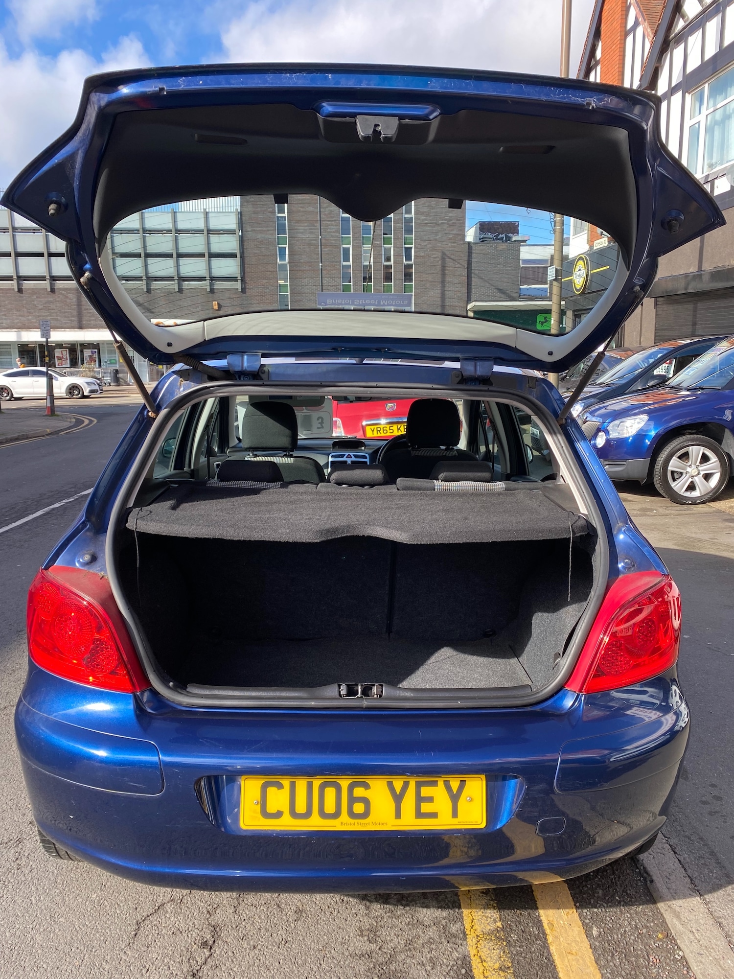 Used Peugeot 307 2006 for sale - 77812980: Photo 5