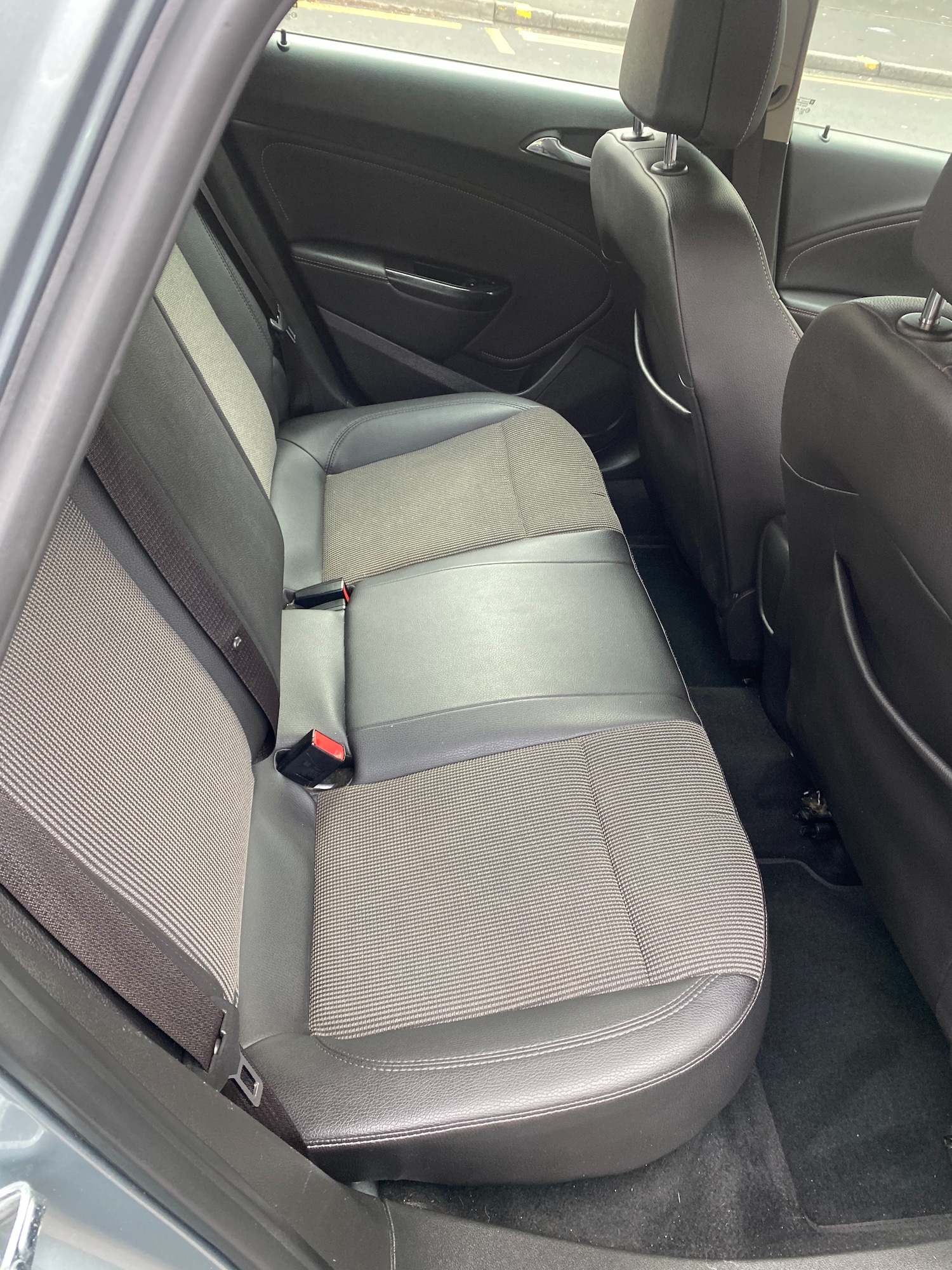 Used Vauxhall Astra 2013 for sale - 76831755: Photo 9