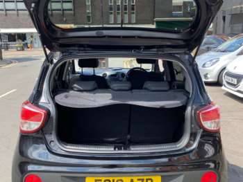 Used Hyundai i10 2018 for sale - 74879071: Photo