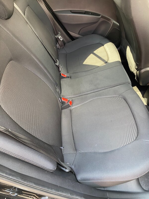 Used Hyundai i10 2018 for sale - 74879071: Photo 9