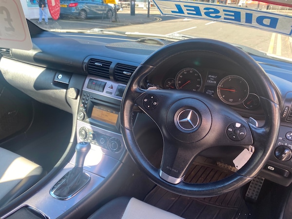 Used Mercedes-Benz CLC 2010 for sale - 63972348: Photo 7
