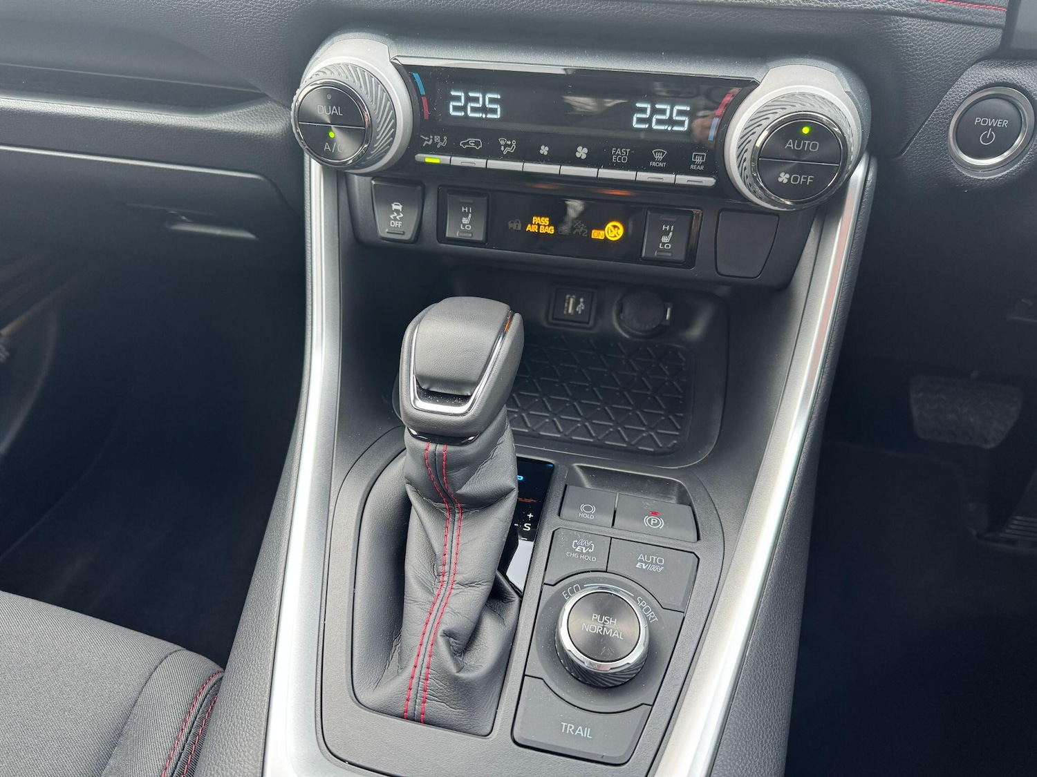 Used Toyota RAV4 2025 for sale - 77376045: Photo 23