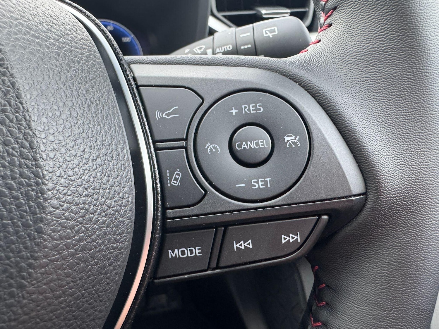 Used Toyota RAV4 2025 for sale - 77376045: Photo 24