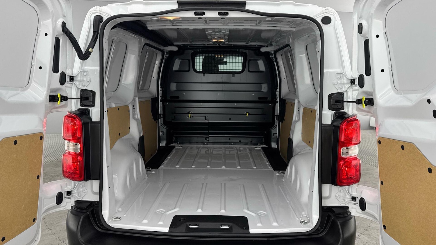 Used Toyota ProAce 2025 for sale - 78148302: Photo 16