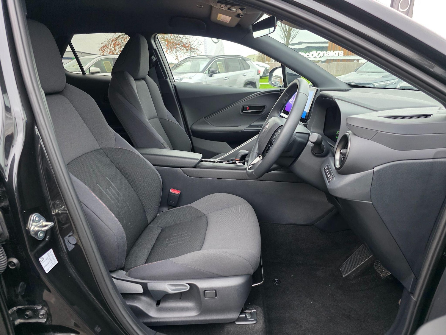 Used Toyota C-HR for sale - 77314741: Photo 13