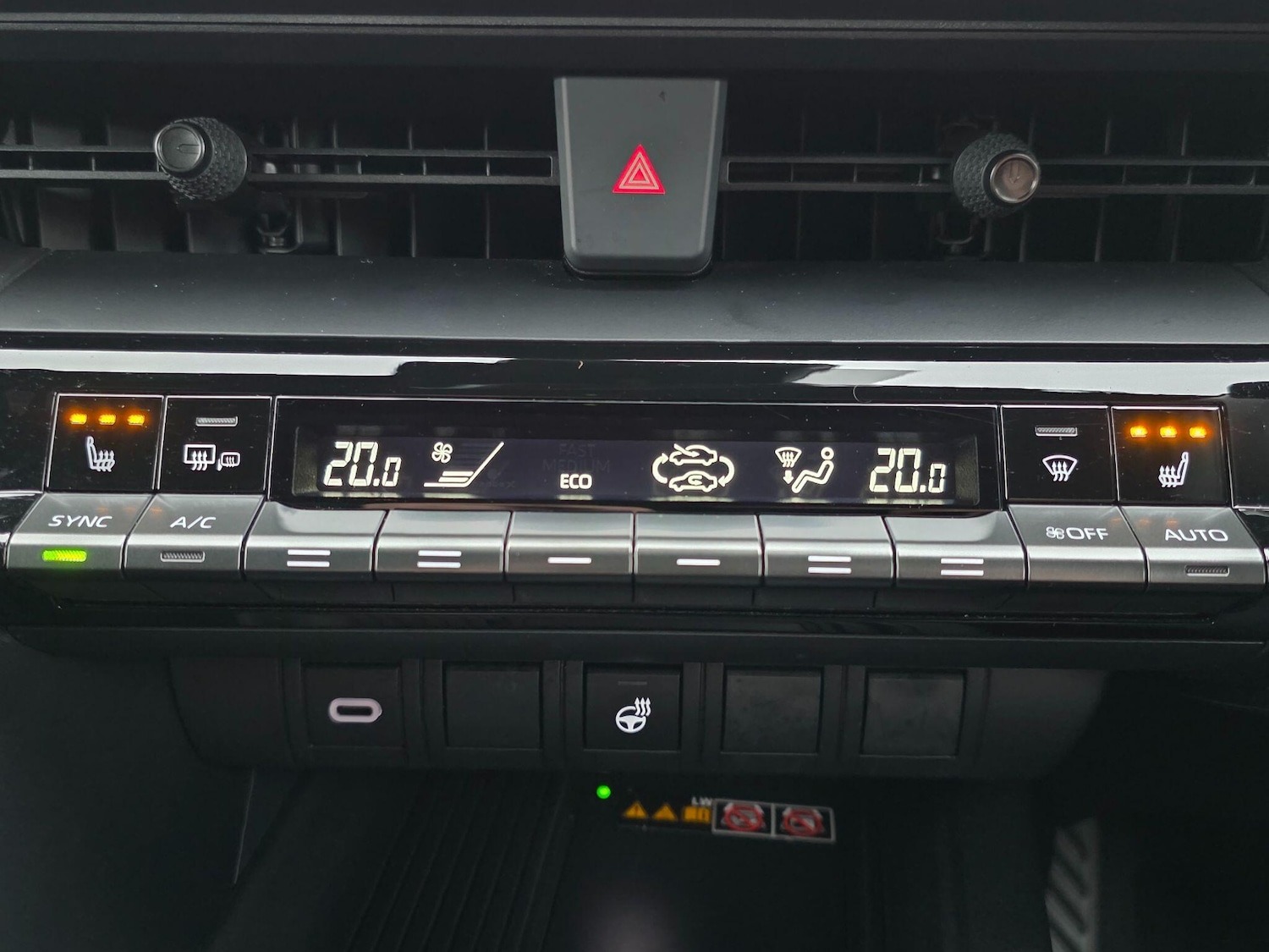 Used Toyota C-HR for sale - 77314741: Photo 23