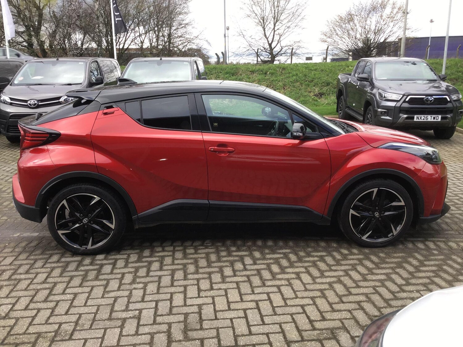 Used Toyota C-HR 2023 for sale - 77977884: Photo 17