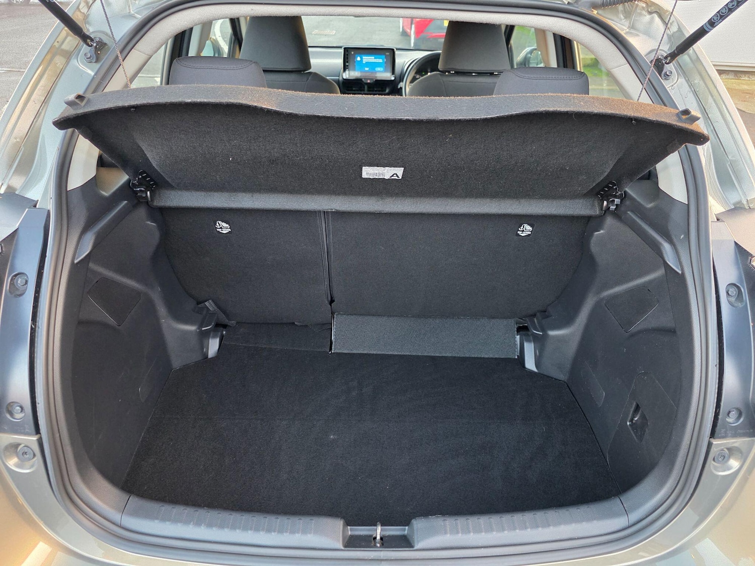 Used Toyota Yaris 2024 for sale - 77215697: Photo 16