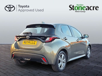 Used Toyota Yaris 2024 for sale - 77215697: Photo