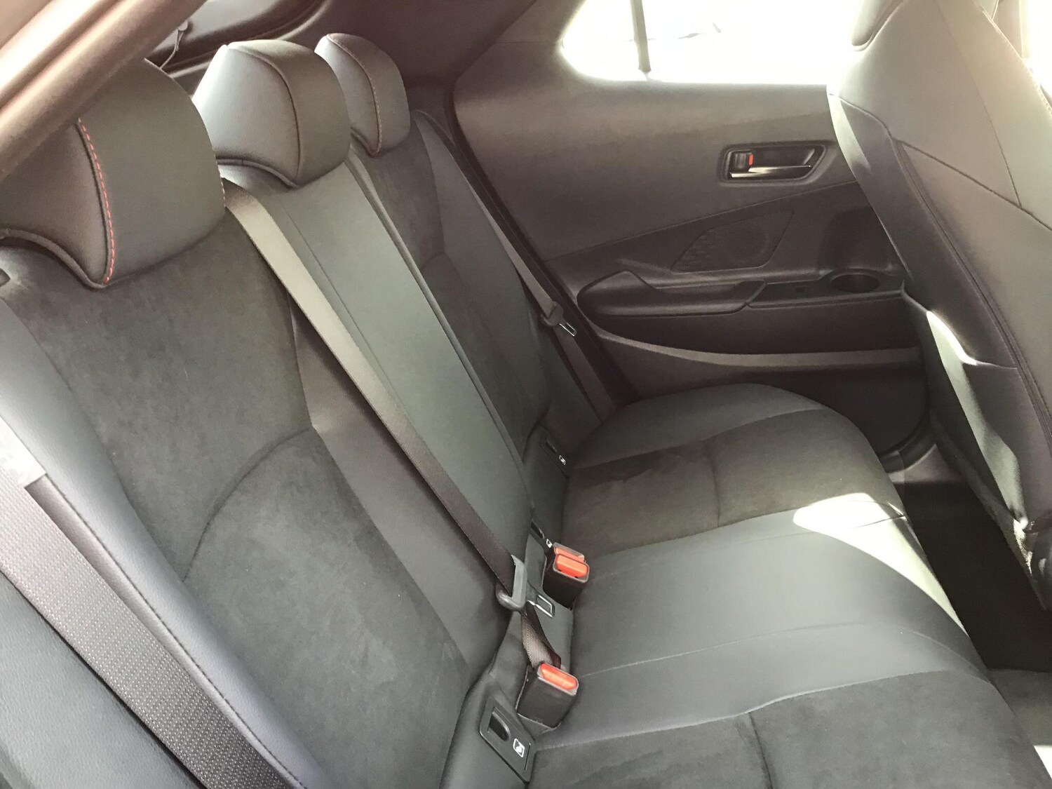 Used Toyota C-HR 2025 for sale - 76370976: Photo 14