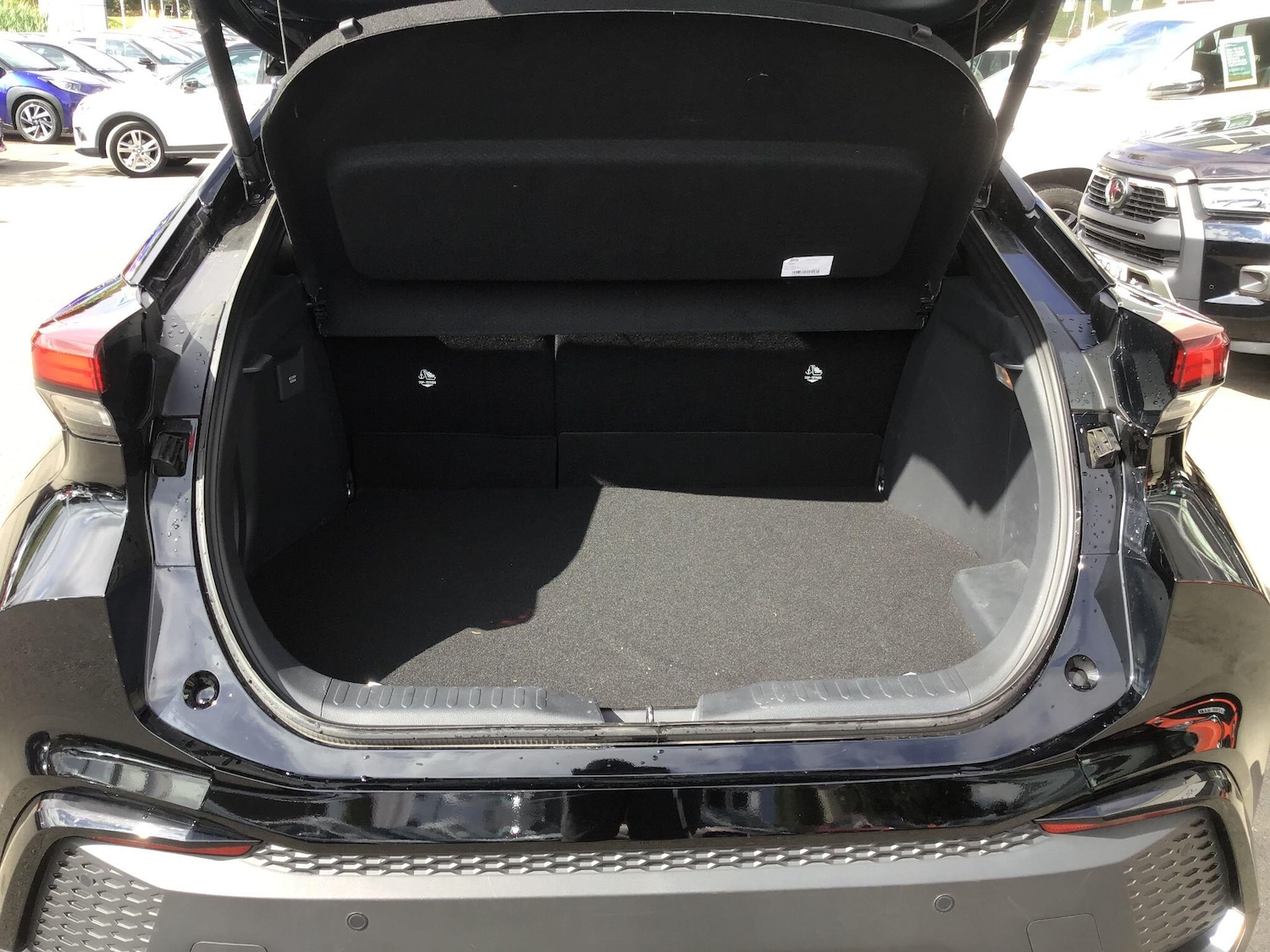 Used Toyota C-HR 2025 for sale - 76370976: Photo 15