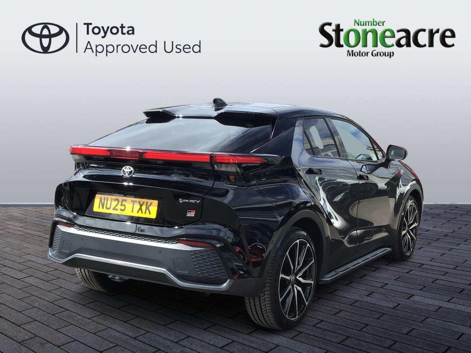 Used Toyota C-HR 2025 for sale - 76370976: Photo 4