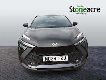 Used Toyota C-HR 2024 for sale - 76247400: Photo