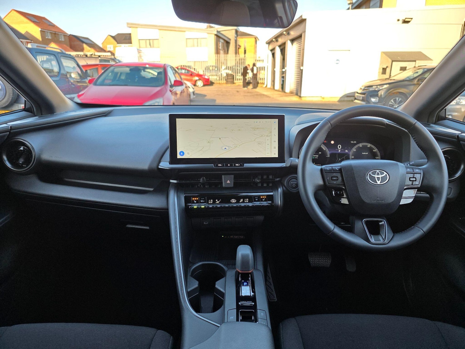 Used Toyota C-HR 2025 for sale - 78007519: Photo 7