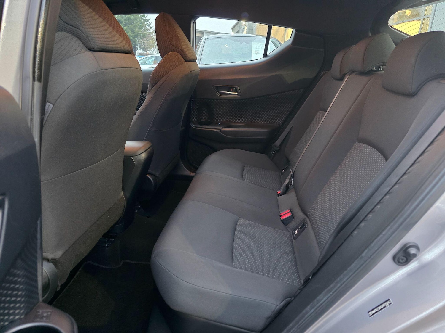 Used Toyota C-HR 2018 for sale - 77586326: Photo 14