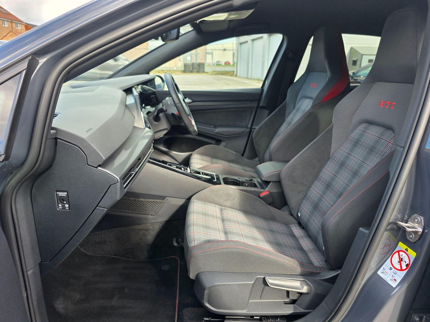 Used Volkswagen Golf 2024 for sale - 77892058: Photo 10