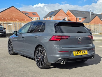 Used Volkswagen Golf 2024 for sale - 77892058: Photo