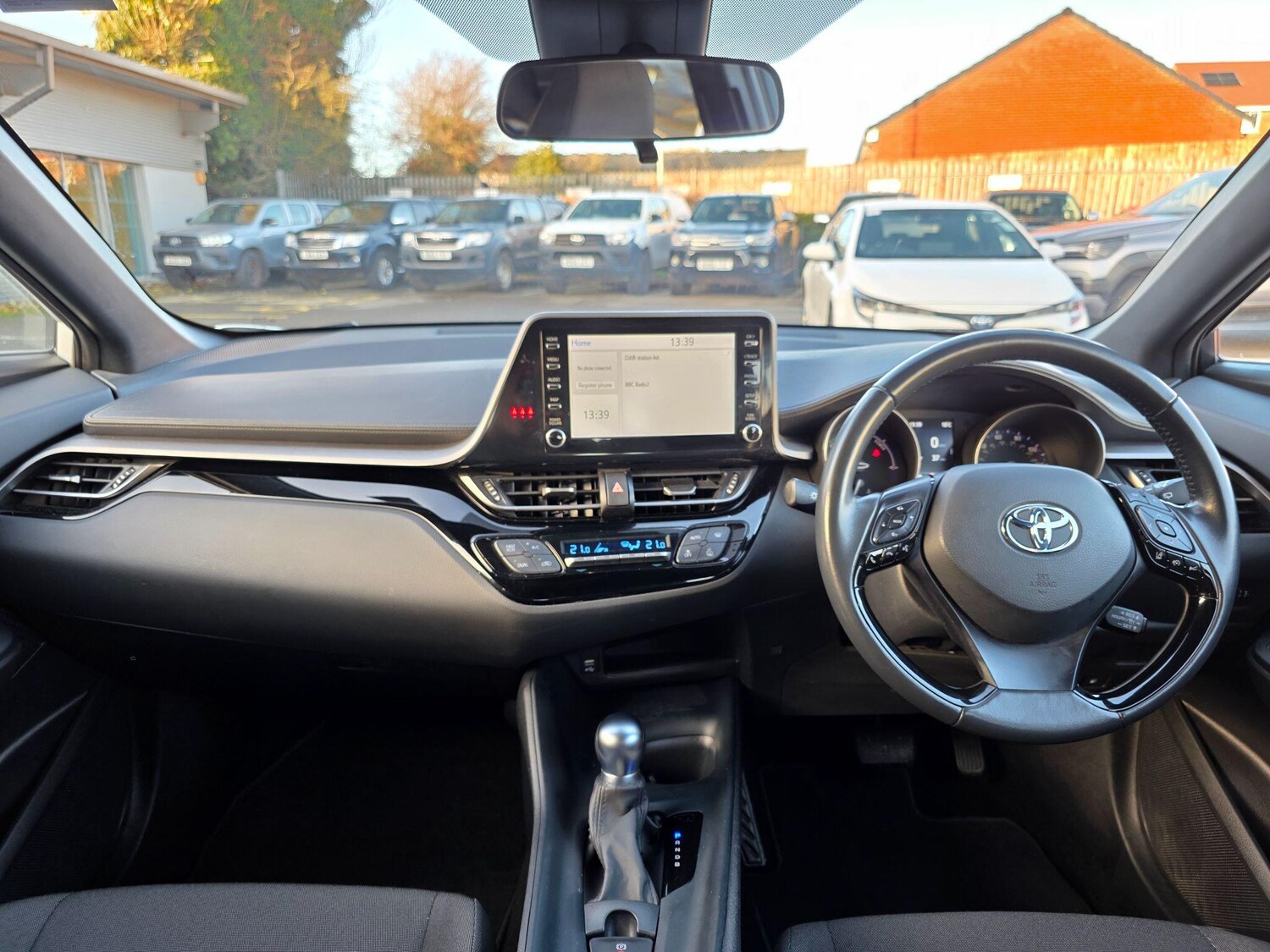 Used Toyota C-HR 2022 for sale - 77439808: Photo 7