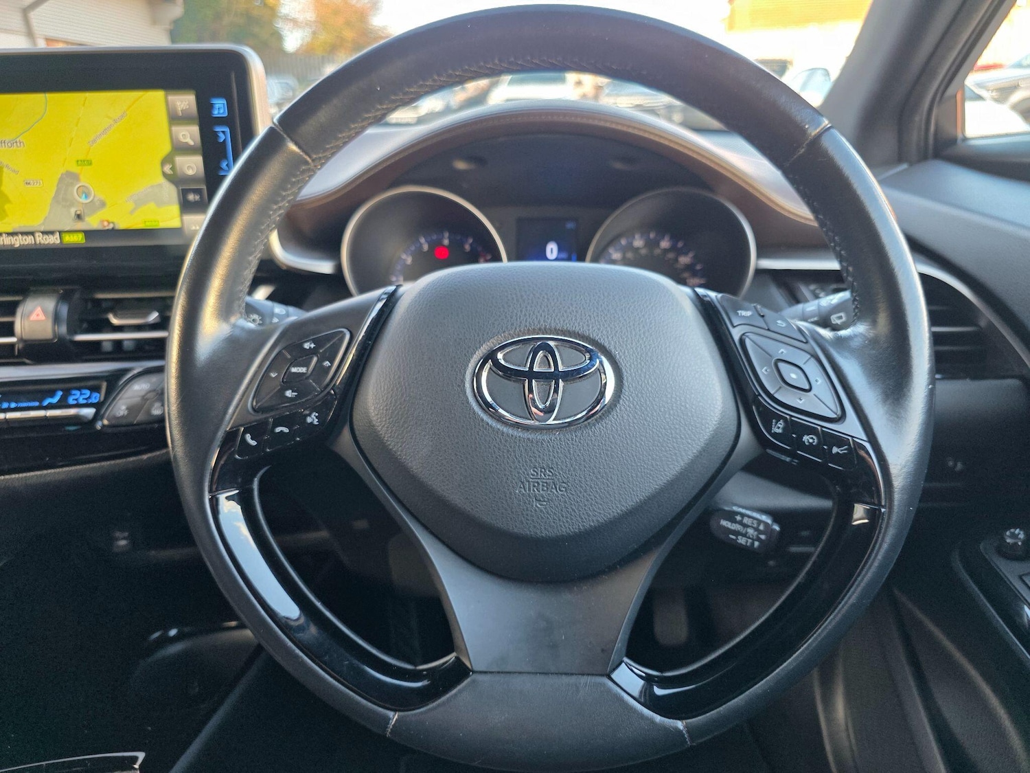 Used Toyota C-HR 2018 for sale - 76887250: Photo 10