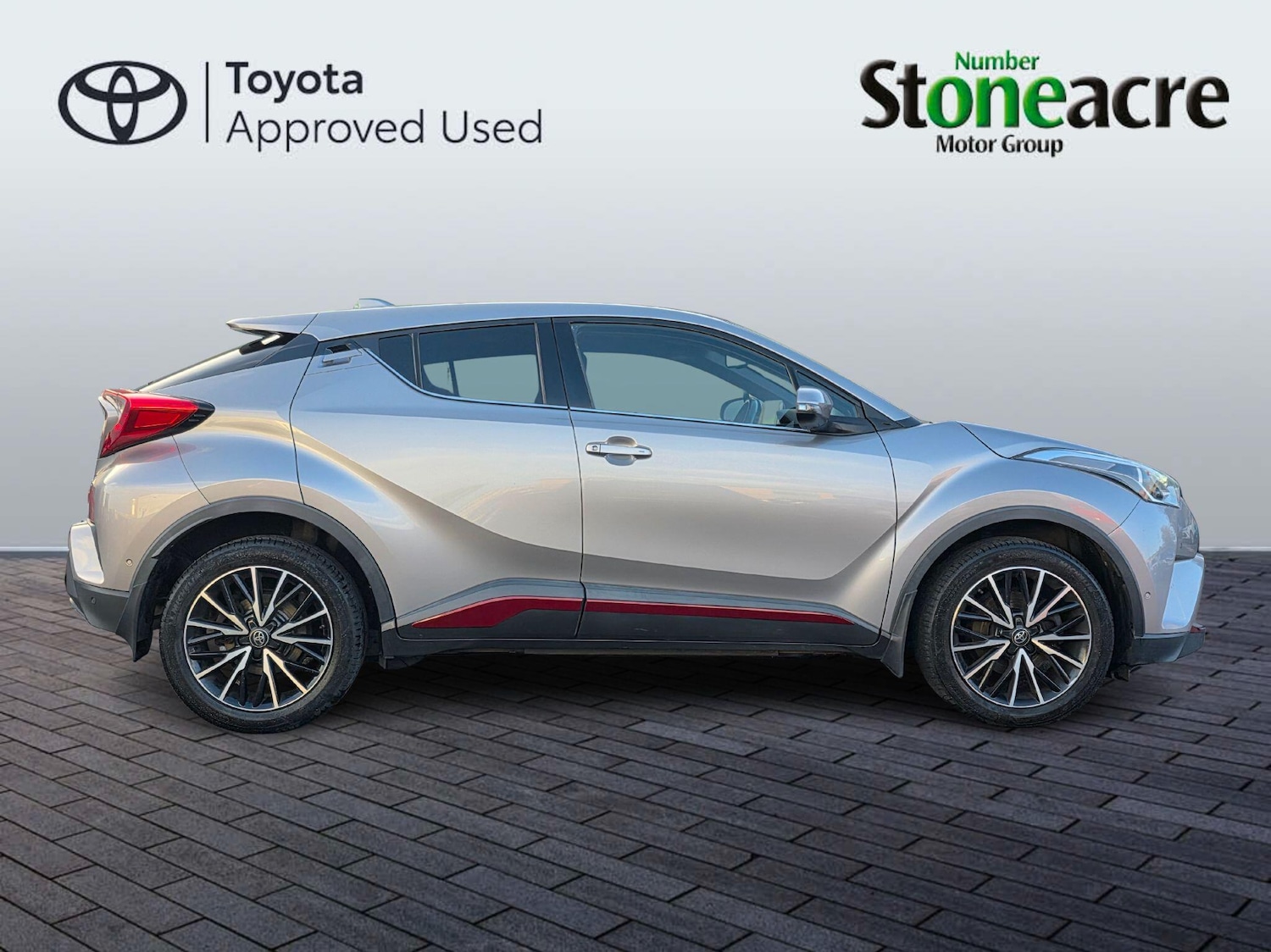 Used Toyota C-HR 2018 for sale - 76887250: Photo 18