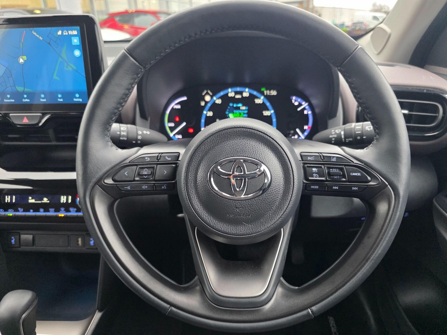 Used Toyota Yaris Cross 2022 for sale - 77166543: Photo 10