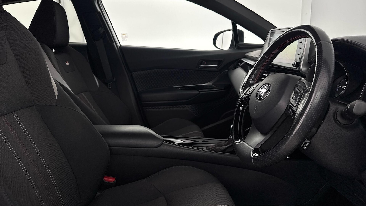 Used Toyota C-HR 2022 for sale - 77574889: Photo 13