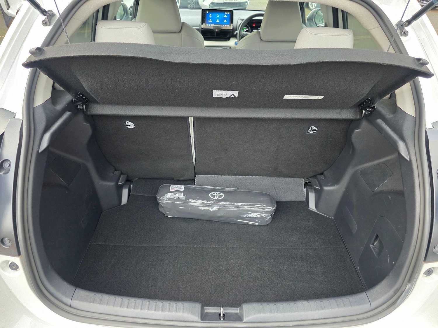 Used Toyota Yaris 2022 for sale - 77314605: Photo 16