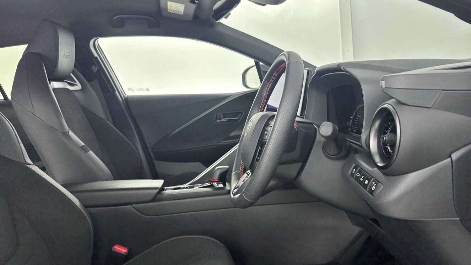 Used Toyota C-HR 2024 for sale - 77710208: Photo 13