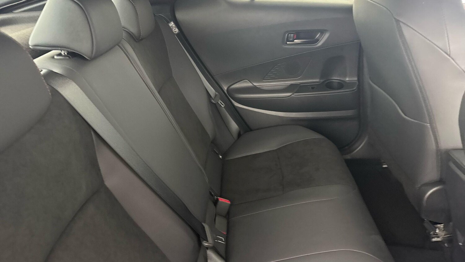 Used Toyota C-HR 2024 for sale - 77710208: Photo 15